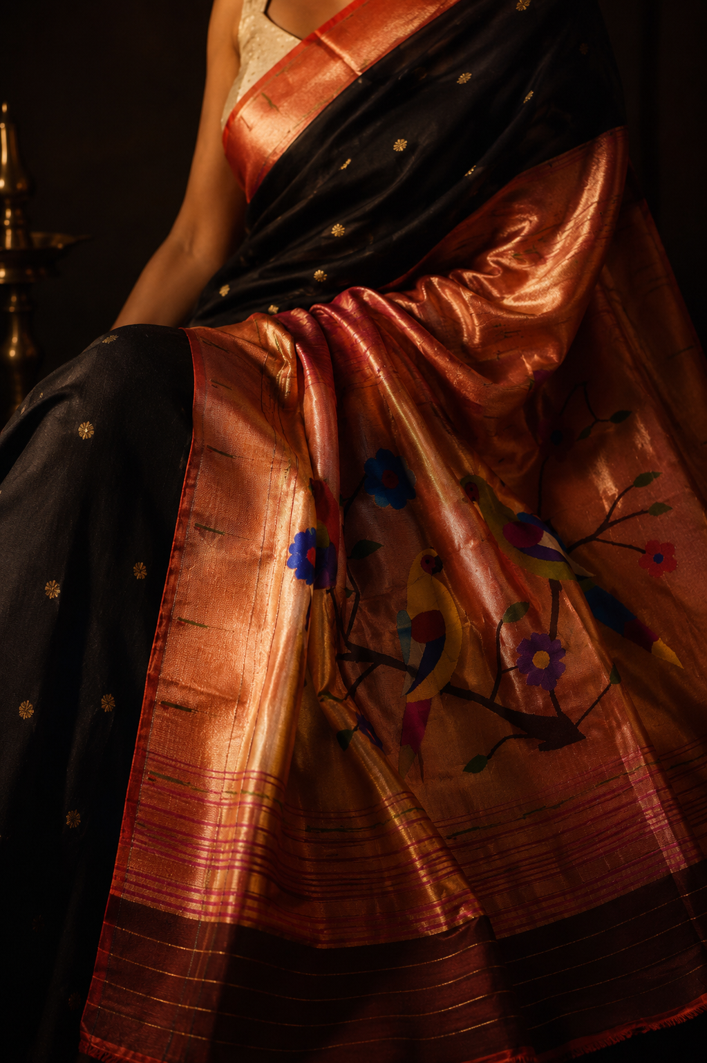 * Handloom Brocade Paithani