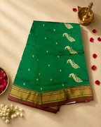 Traditional Border Tissue Pallu Shoulder Butta Paithani